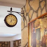 ヴィラ Lazini Dvori - Two Bedroom Stone House With Private Pool Staševica