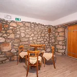 Lazini Dvori - Two Bedroom Stone House With Private Pool וילה