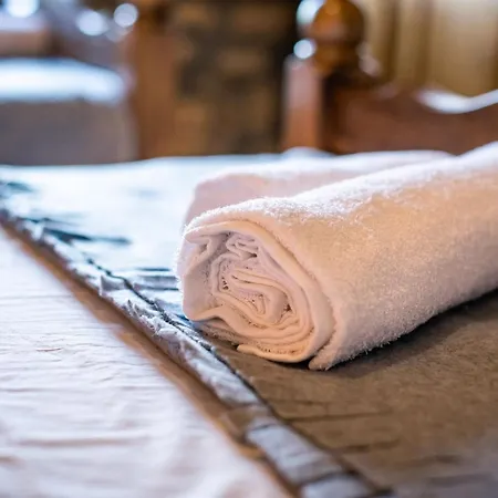 Lazini Dvori - Two Bedroom Stone House With Private Pool Villa *