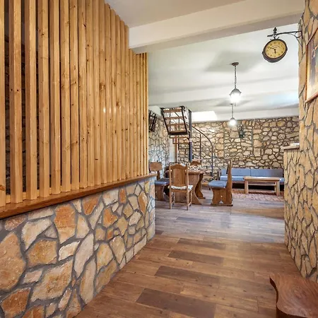 Villa Lazini Dvori - Two Bedroom Stone House With Private Pool *