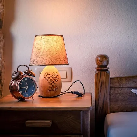 Lazini Dvori - Two Bedroom Stone House With Private Pool Stasevica