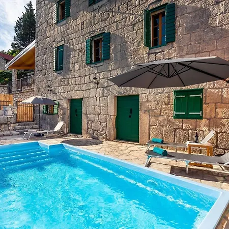 Lazini Dvori - Two Bedroom Stone House With Private Pool Villa