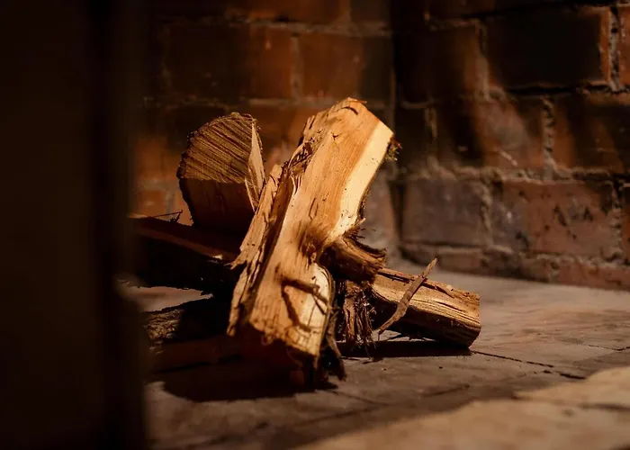 Villa Lazini Dvori - Two Bedroom Stone House With Private Pool Stasevica