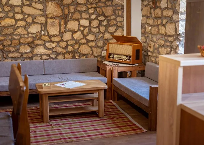 Lazini Dvori - Two Bedroom Stone House With Private Pool Villa *